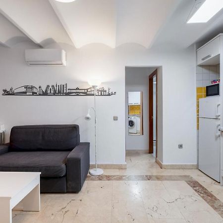 2 Bedroom 1 Bathroom Furnished - Sol - Cozy Vintage - Mintystay Мадрид Экстерьер фото