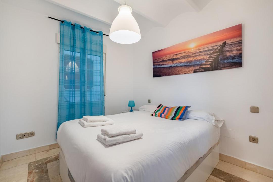 2 Bedroom 1 Bathroom Furnished - Sol - Cozy Vintage - Mintystay Мадрид Экстерьер фото